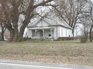 35610 Hedge Ln, Paola, KS 66071