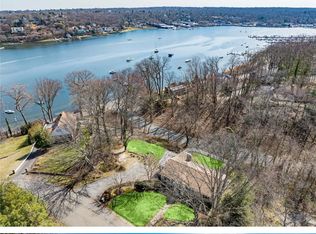 0 Cameron Dr, Huntington, NY 11743