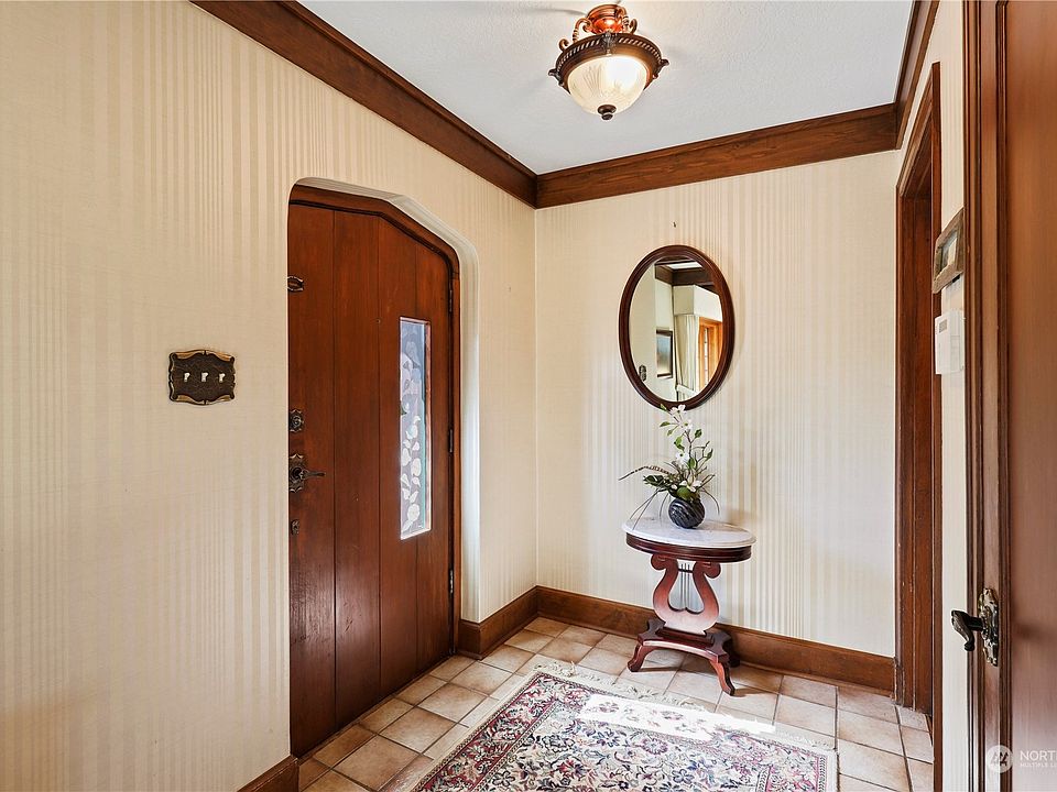 6 Gilbert Drive, Yakima, WA 98902 Zillow