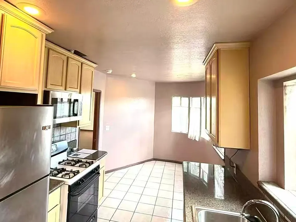 Kitchen with Appliances