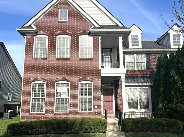 42808 Park Crescent Dr, Sterling Heights, MI 48313