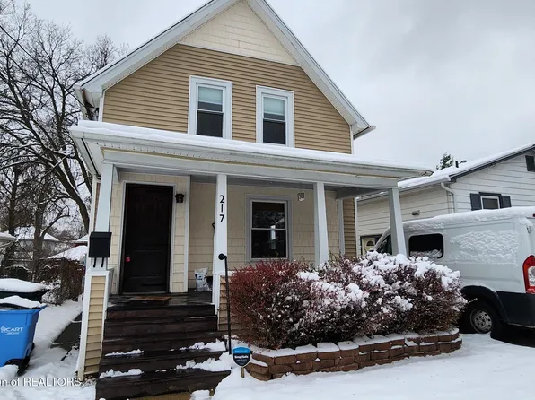 217 S Clemens Ave, Lansing, MI 48912