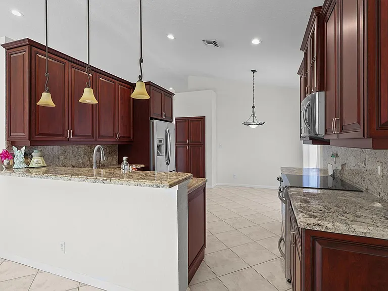 7835 NW 78th Ave #7835 — Photo 10