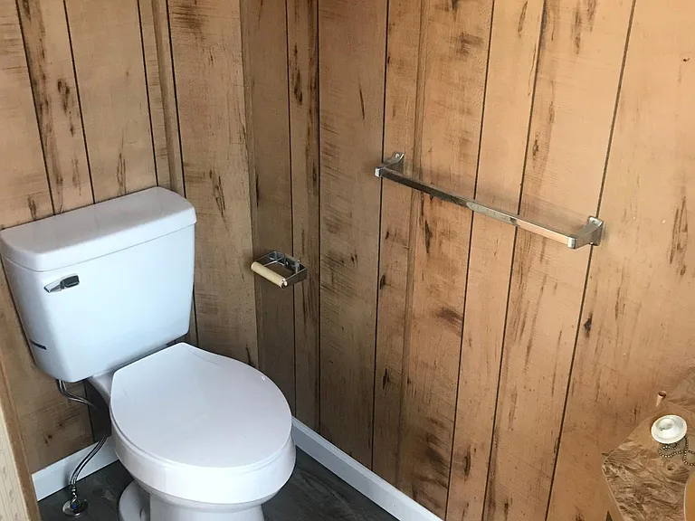 5974 Hibernia Dr — Photo 12