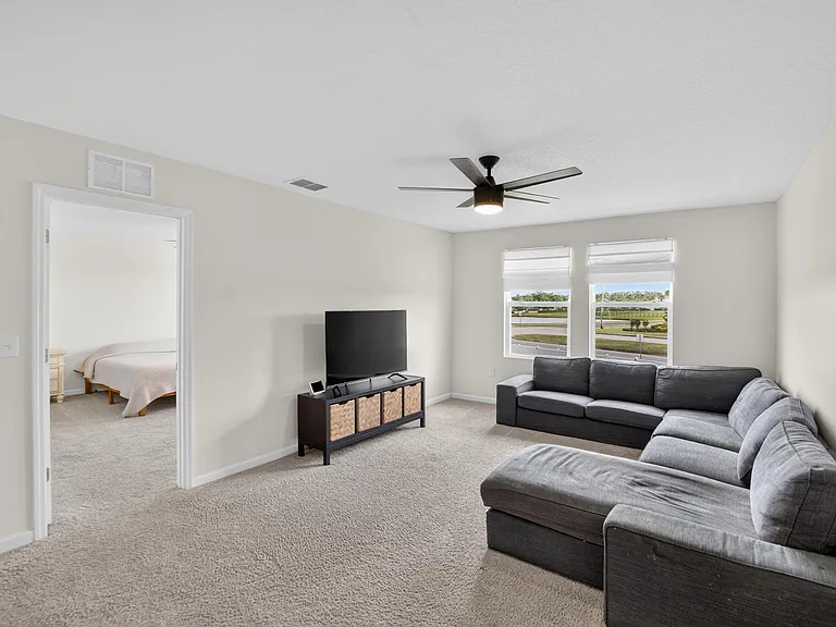 1044 Kelly Fern Loop — Photo 18
