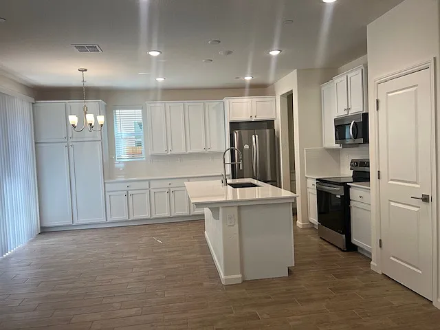 Building Photo - 6541 E Clingstone Dr
