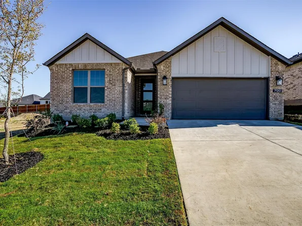 7120 Intrepid Dr, Fort Worth, TX 76179