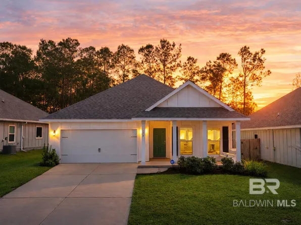 379 N Landward Dr, Gulf Shores, AL 36542