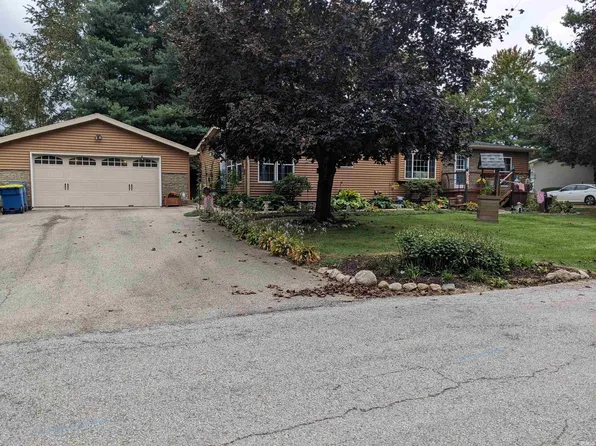 514 E Jackson St, Lakeville, IN 46536