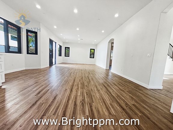 5th image of 19023 W Leadora Ave