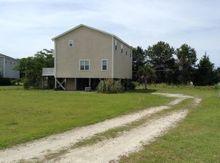 164 Twin Oaks Dr, Hampstead, NC 28443