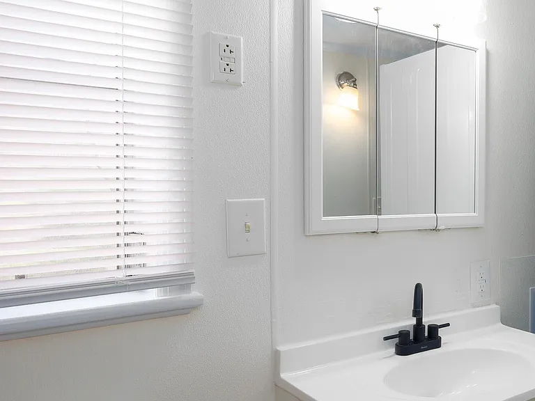 1190 Blue Creek Rd #B — Photo 20