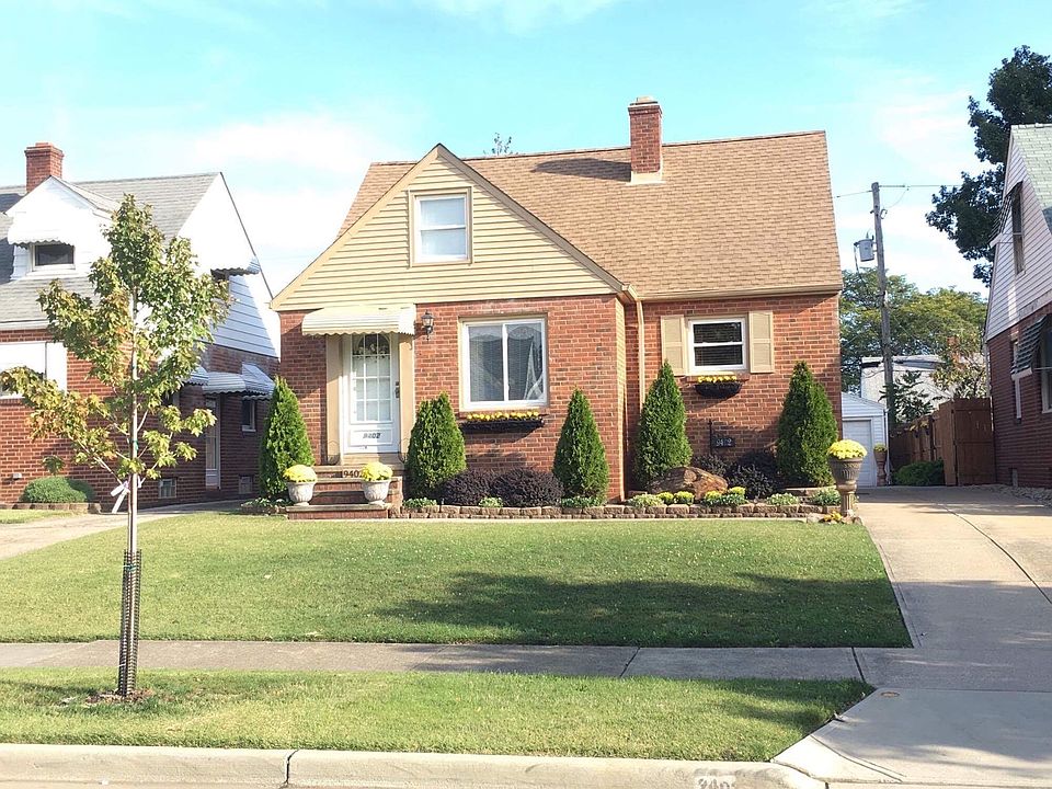 2nd image of 9402 Beech Ave