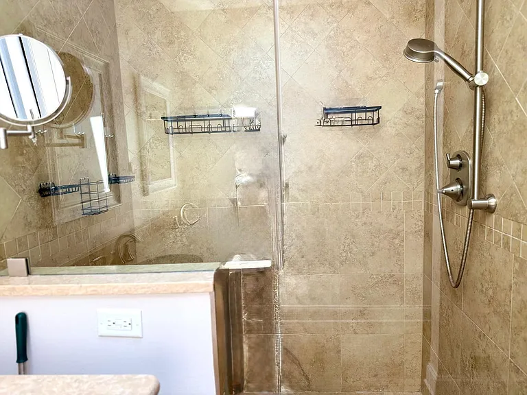 103 Bedford Pl — Photo 24