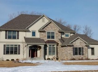 N78W8040 Topview Trl, Cedarburg, WI 53012