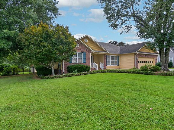 2nd image of 2526 Park West Dr
