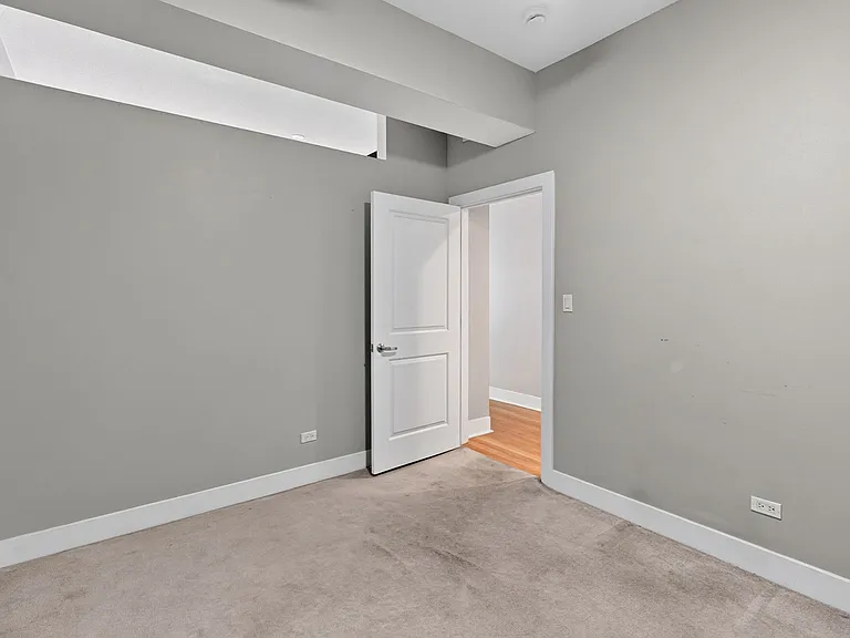 525 Kedzie St — Photo 38