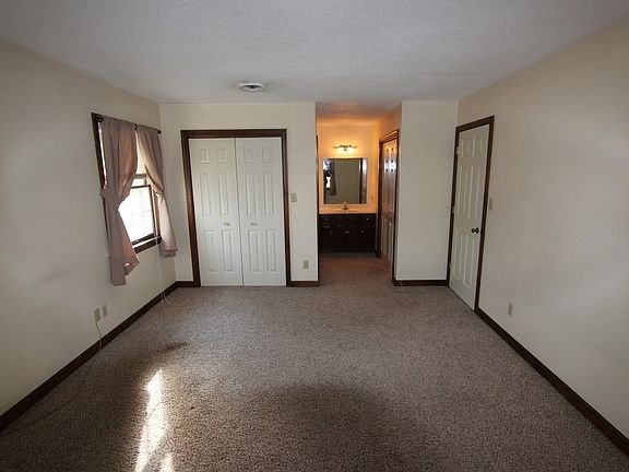 3rd image of 6730 John Smith Ln