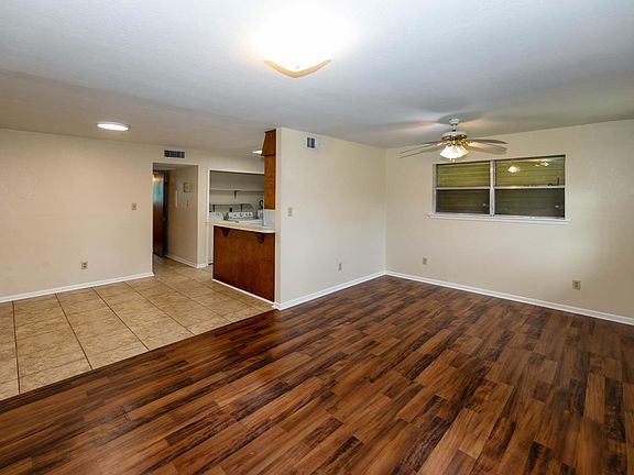 2nd image of 3505 Avenue S