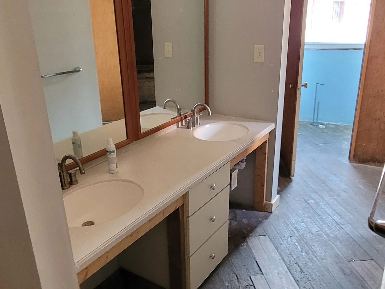 24 W McMicken Ave — Photo 4