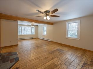 370 Gillette Rd, New Hartford, CT 06057