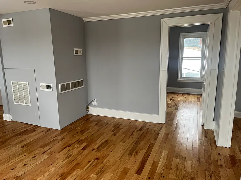 513 Milgate St #3 — Photo 6