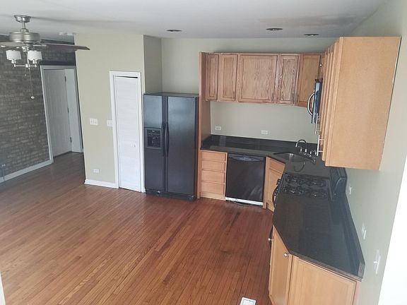 3rd image of 4624 S Evans Ave APT 3