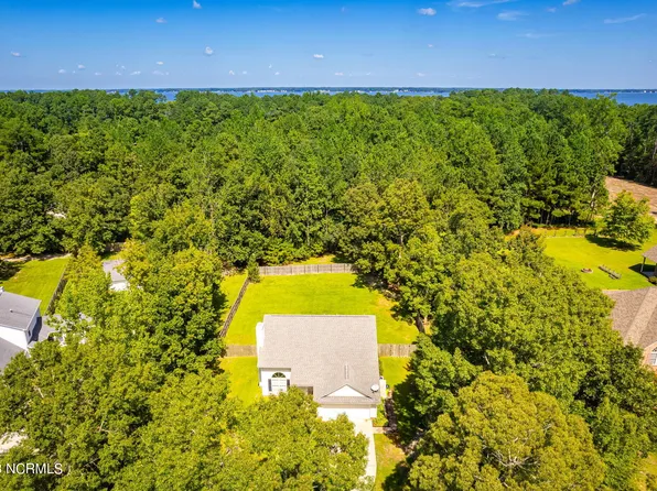 106 Seven Seas Drive, Havelock, NC 28532