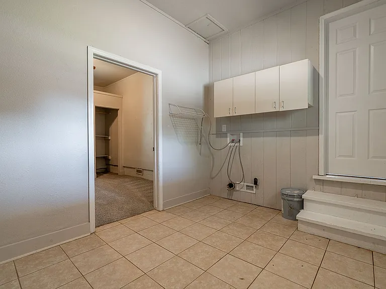 60 E Neal St #64 — Photo 8