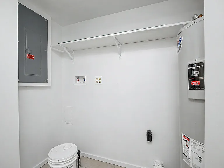 1610 Thunderbird Ln #63 — Photo 13