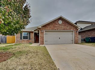 2816 Sun Berry Way, Yukon, OK 73099