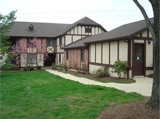 13 Kensington Rd, Chatham, NJ 07928