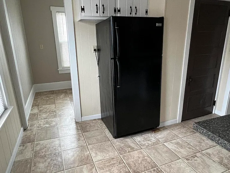14 E Pine St #2 — Photo 9