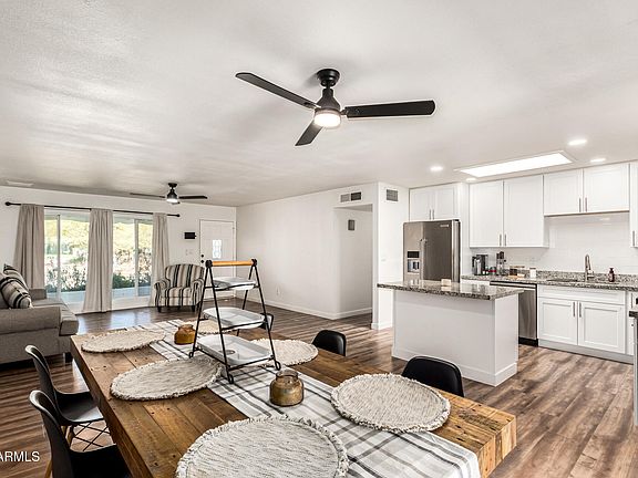 2nd image of 1609 W MISSION Lane
