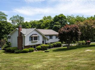 38 Queens Way, Mahopac, NY 10541