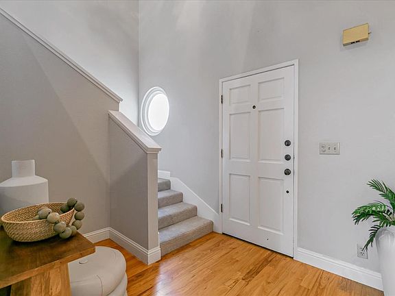 5th image of 7391 Tulare Hill Dr