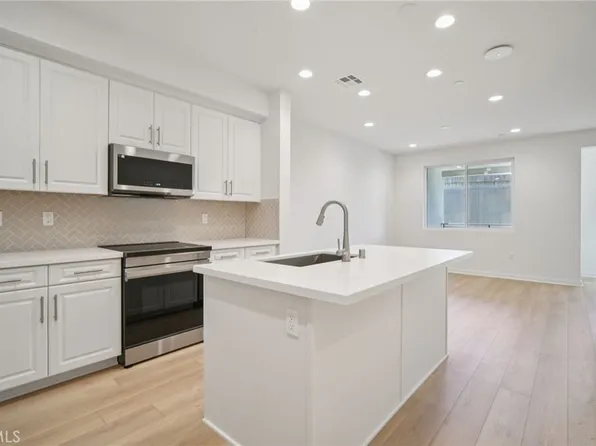 154 Balsawood, Tustin, CA 92780