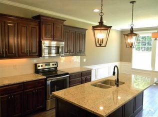 853 Renaissance Dr, Lawrence, KS 66049