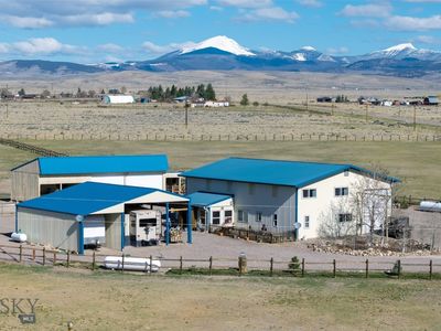 10 Dons Ln, Dillon, MT, 59725