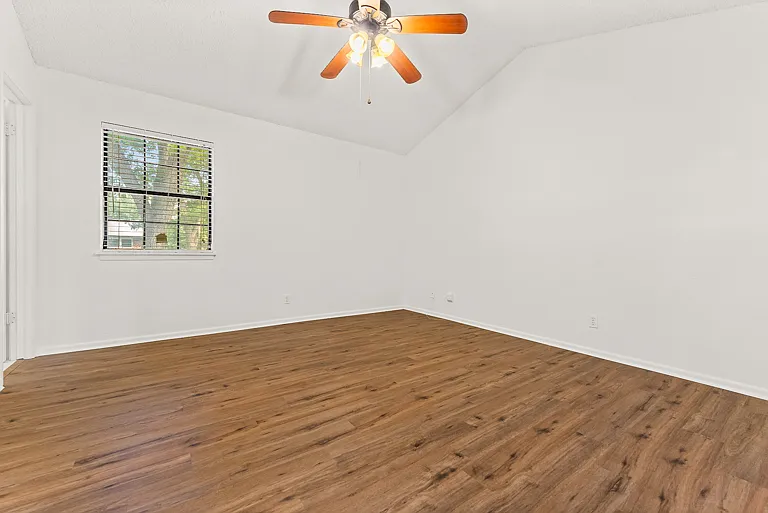 1376 Poppy Ln — Photo 20
