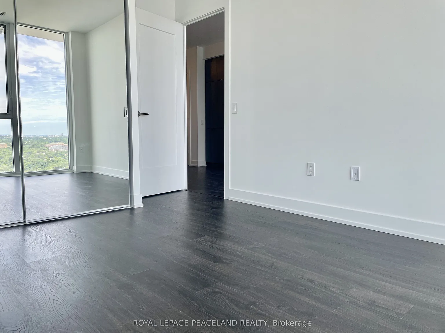2 bed, $2,200 — Photo 4