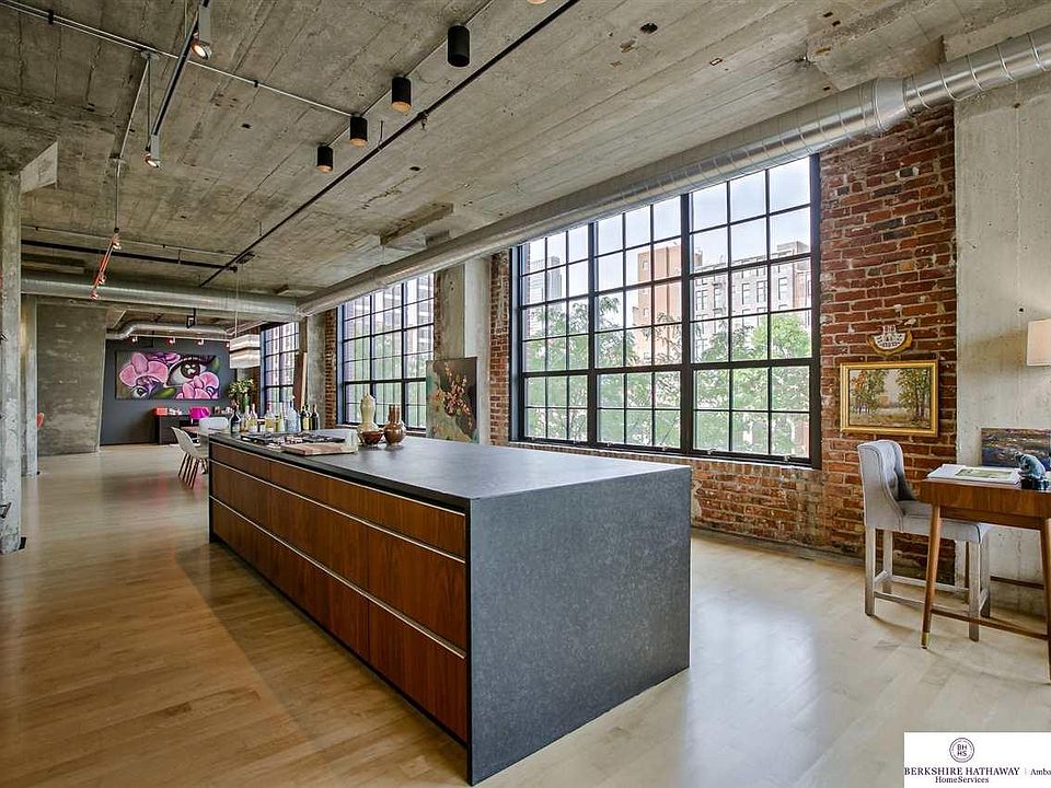 1st image of 1101 Jackson St APT 201