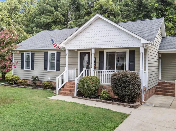 205 Northwinds North Dr, Wendell, NC 27591