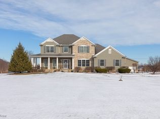 6565 W Law Rd, Valley City, OH 44280