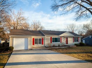 8811 Hemlock Dr, Overland Park, KS 66212