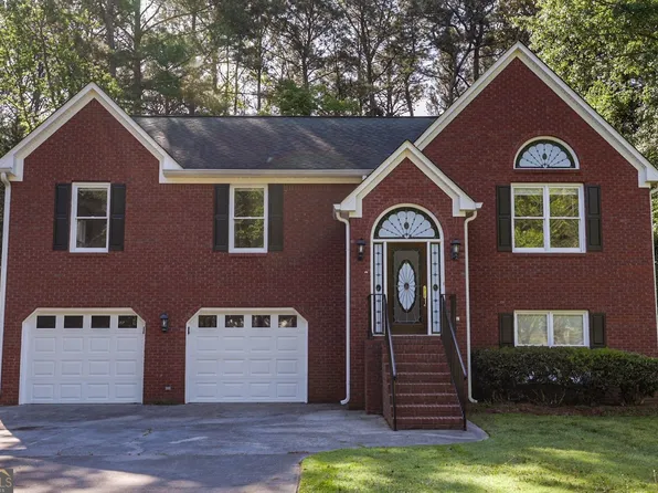 10 Leslie Cv SE, Cartersville, GA 30121