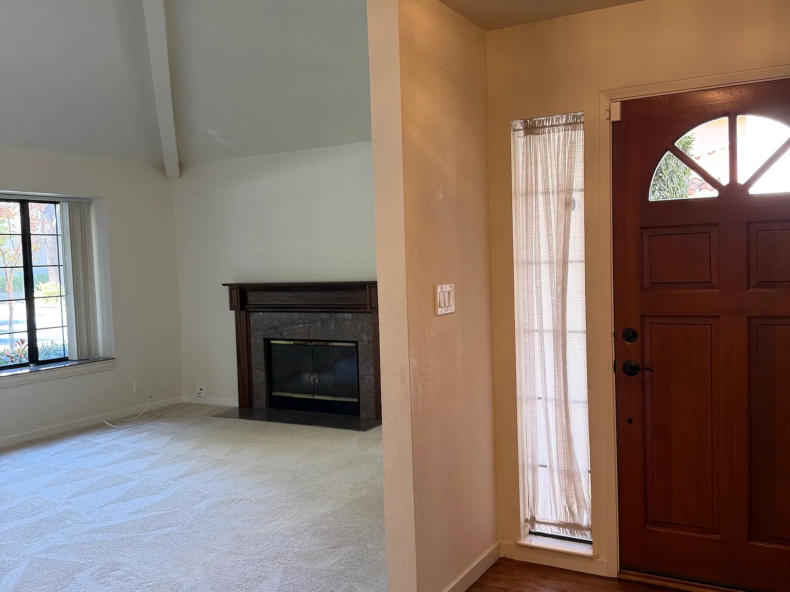 2 bed, 1600 sqft, $6,700 — Photo 4