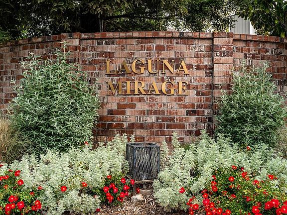 3rd image of 6430 Laguna Mirage Ln