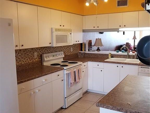 3rd image of 19851 Breckenridge Dr Unit 504