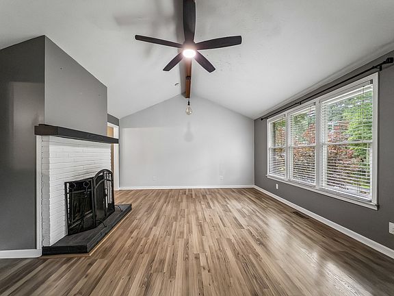 5th image of 1301 Poplar Ridge Rd